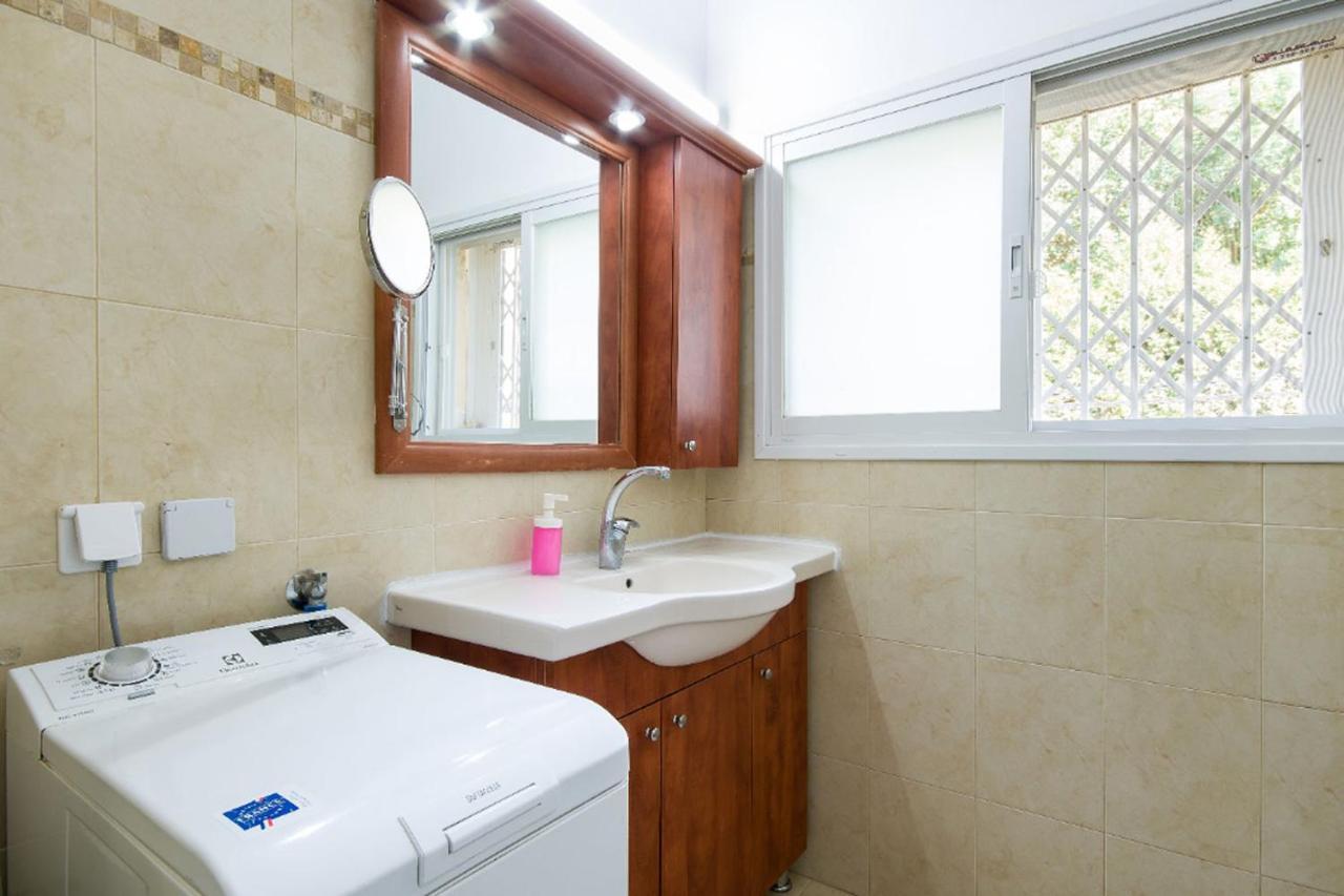 Yagen Boutique Apartments Хайфа Екстер'єр фото
